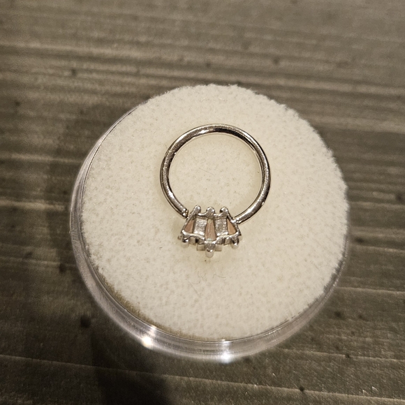 Buddha Jewelry 14k White Gold Mercury Mist Gemma Trios 16g 3/8 Seam Ring - Picture 2 of 2